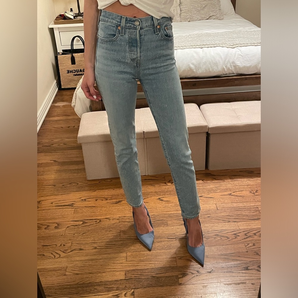 LEVIS WEDGIE ICON
